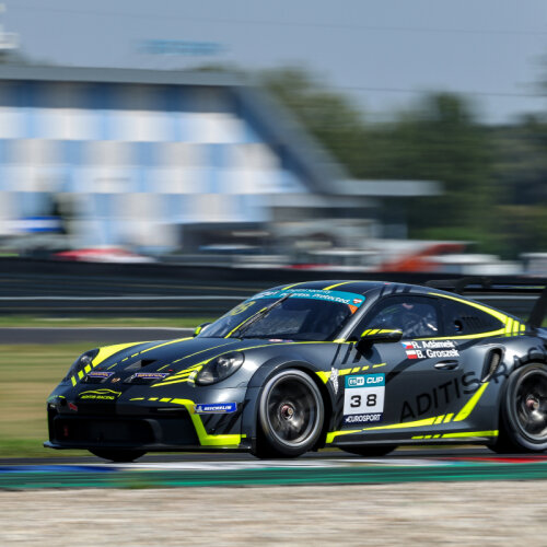 Další poháry s Porsche